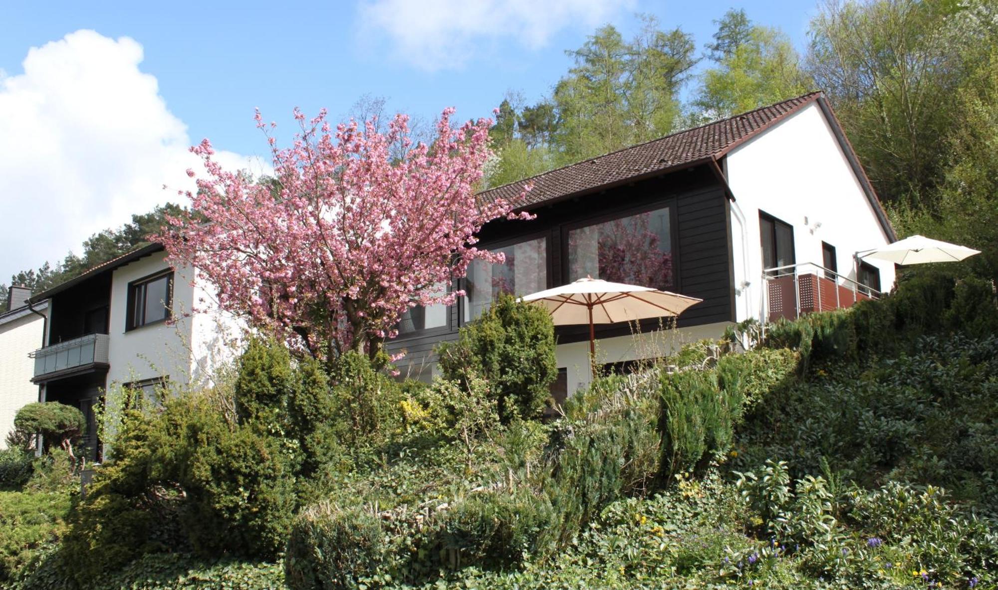 Ferienhaus Blumenhain - Wohnung Kirchblick Bad Wünnenberg Exterior foto